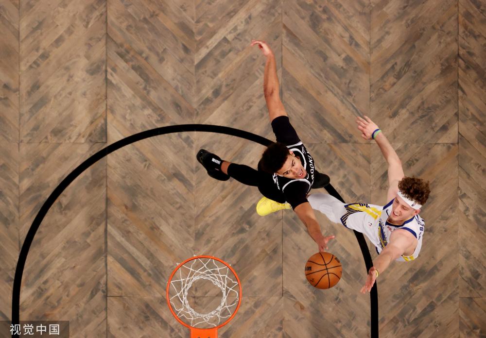 场上展现了 场上展现了