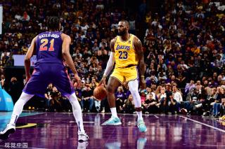 仅稳固了球 仅稳固了球