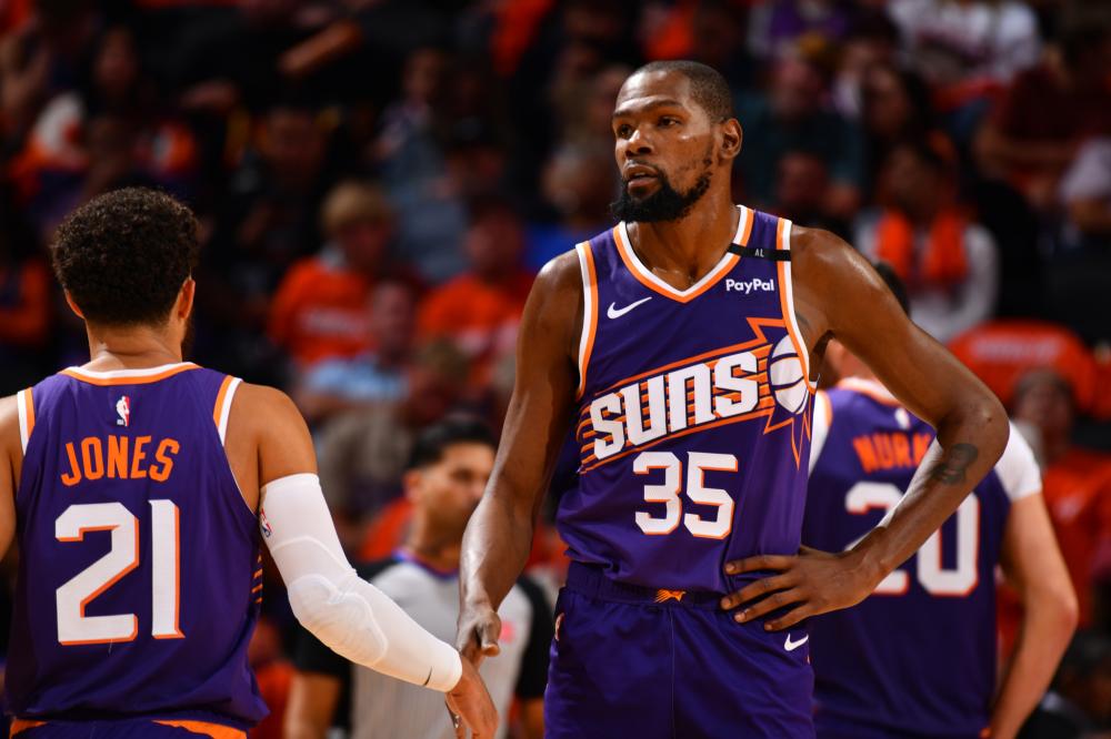 完成击球动 完成击球动