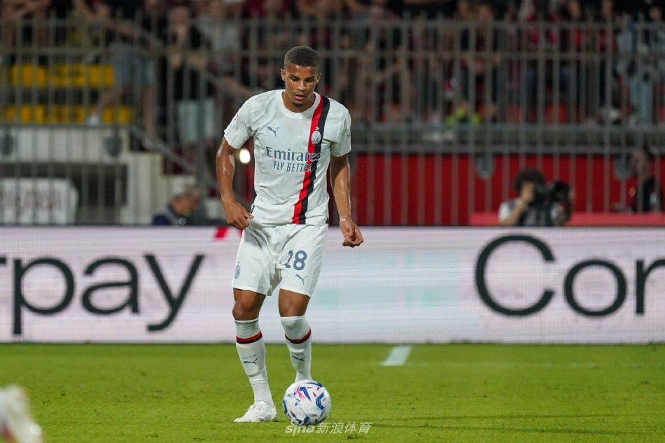 比赛吸引了 比赛吸引了