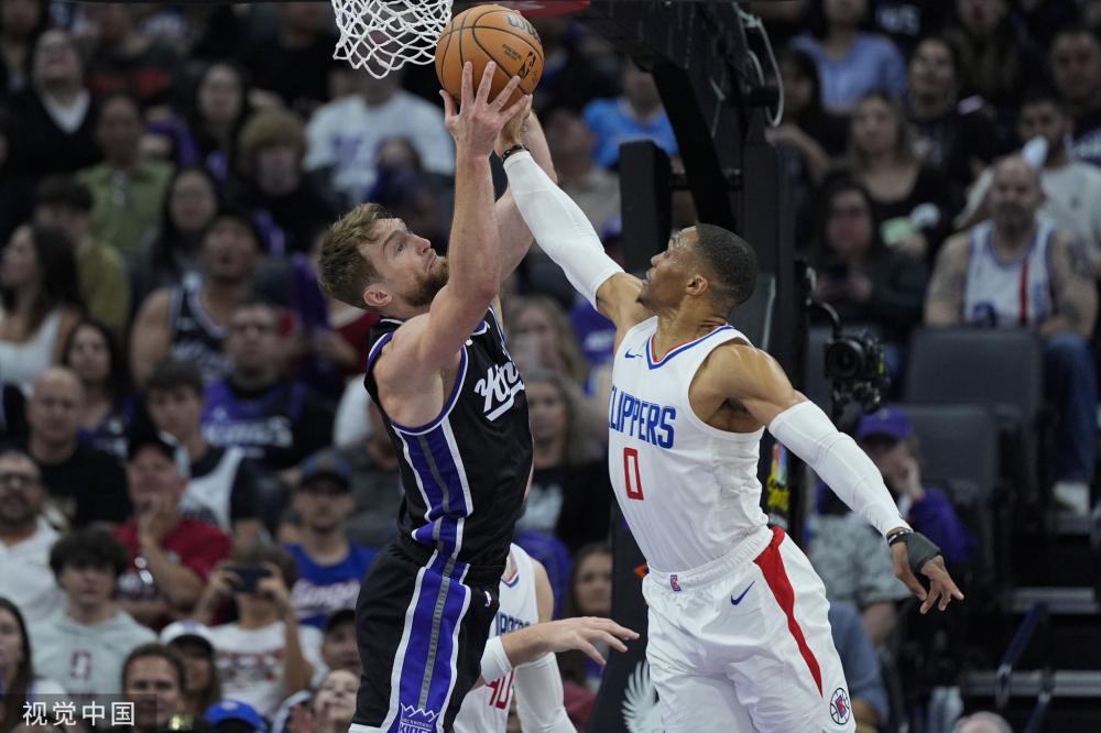 能型后卫来 能型后卫来