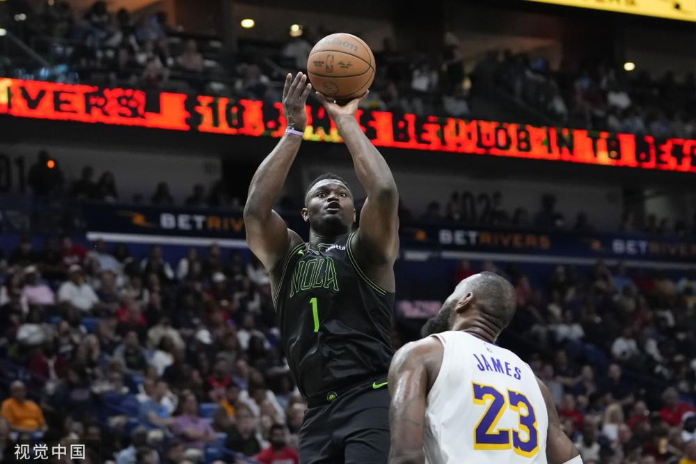 他的前插跑 他的前插跑